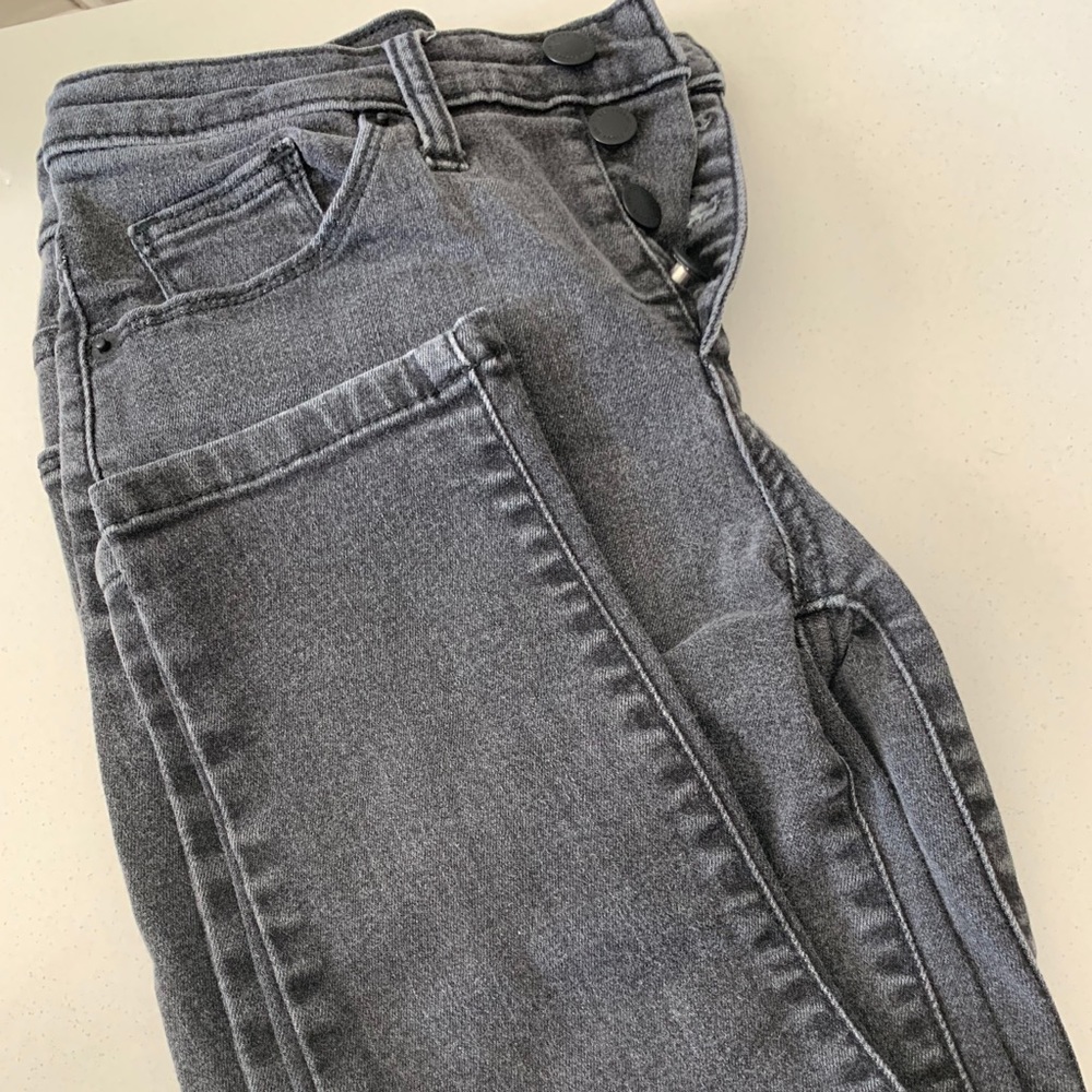 Universal thread black jeans